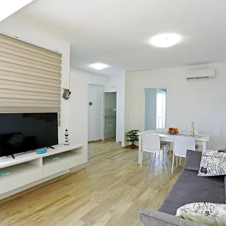 El Flaro - Apartmanhotel *