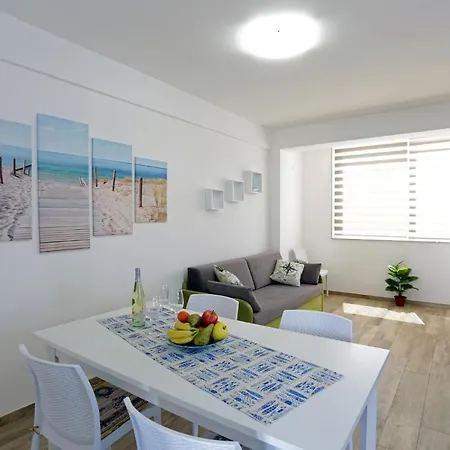 El Flaro - Apartmanhotel *